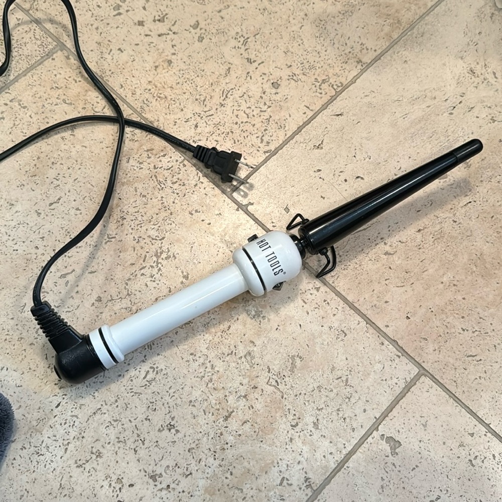 Hot tools curling wand